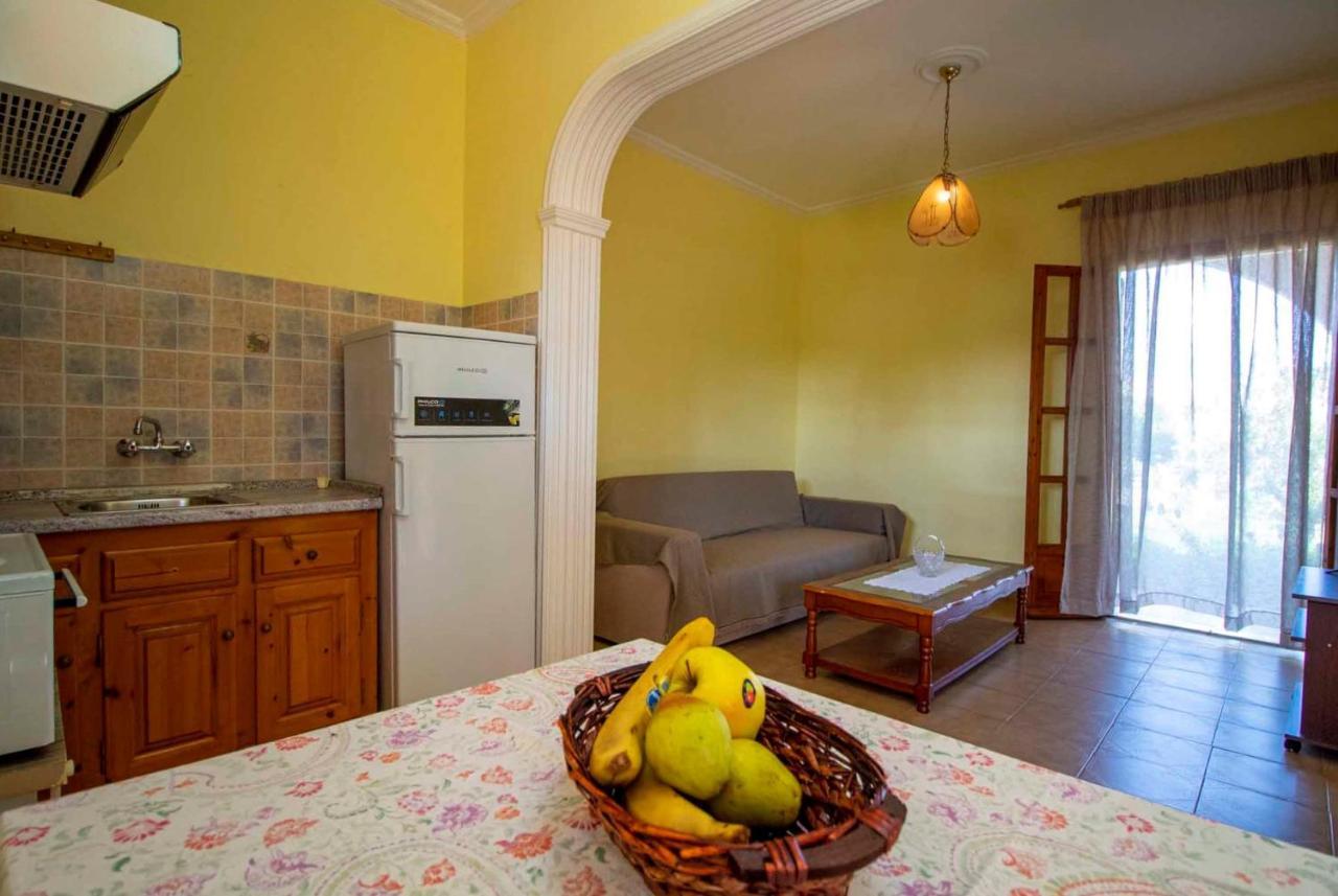 Tzoras‌ ‌Apartments‌ ‌Roda‌ ‌Corfu‌ Litheres Dış mekan fotoğraf