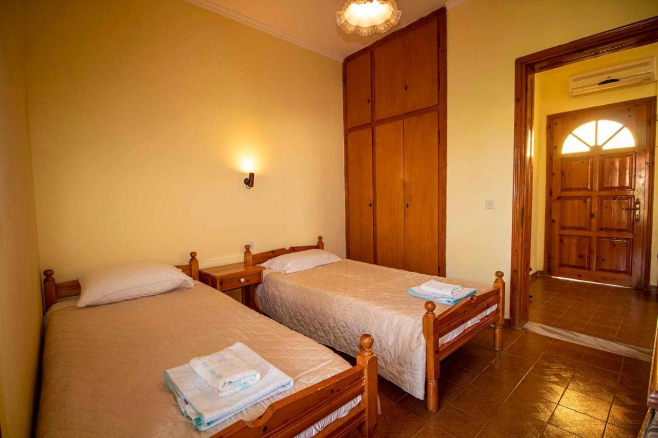Tzoras‌ ‌Apartments‌ ‌Roda‌ ‌Corfu‌ Litheres Dış mekan fotoğraf