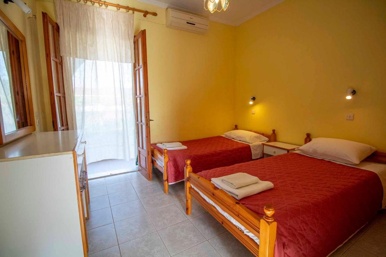 Tzoras‌ ‌Apartments‌ ‌Roda‌ ‌Corfu‌ Litheres Dış mekan fotoğraf