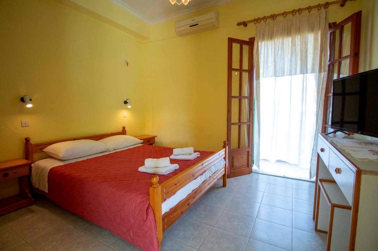 Tzoras‌ ‌Apartments‌ ‌Roda‌ ‌Corfu‌ Litheres Dış mekan fotoğraf